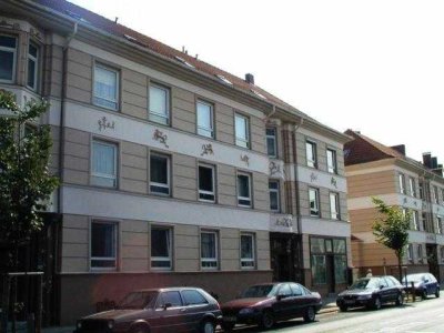 Frisch renovierte 2-Zimmer-Dachgeschoss- Wohnung in Neustadt