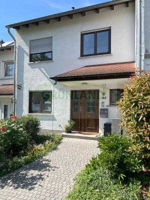*Elegantes Mittelhaus mit Garten in begehrter Wohnlage!*