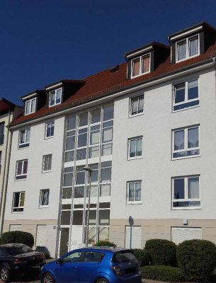Geräumige Apartmentwohnung mit Terrasse und EBK in MD-Stadtfeld zu vermieten