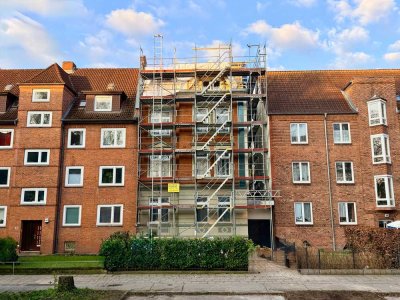 Kernsanierte 3-Zi.-2.OG-Wohnung mit Balkon