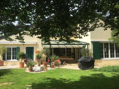 Exklusives Anwesen, Villa samt  Einliegerwohnung auf herrlichem Grundstück