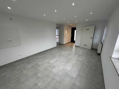 Schöne & altersgerechte 3 Zimmer Erdgeschosswohnung mit Garten & Außenstellplatz!-in Gagg.-Selbach