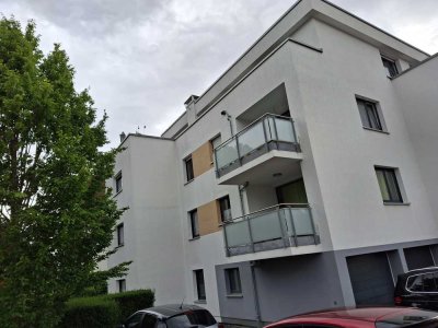 Erstbezug mit Balkon und EBK: Exklusive 2,5-Zimmer-Wohnung gehobene Innenausstattung in Ehningen