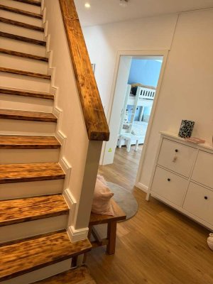 Besondere 5-Zimmer-Maisonette-Wohnung am Dreiecksplatz