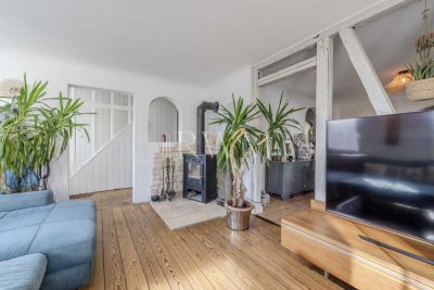 Sofort bezugsbereit: Charmante Doppelhaushälfte mit Garten, Garage,  Sauna & kleiner Gewerbeeinheit