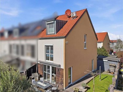 Reihenendhaus in Bestform – Südgarten, 2 Stellplätze, Top-Zustand