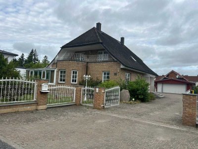 Schönes Einfamilienhaus mit Wintergarten, Garage und Carport in bevorzugter Lage von Wolgast