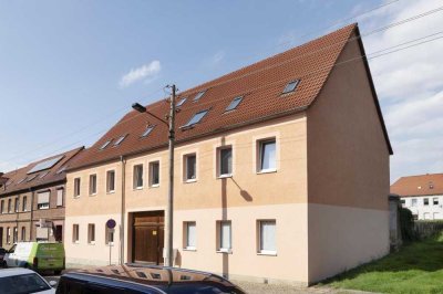 2-Zimmer mit Wannenbad und Stellplatz