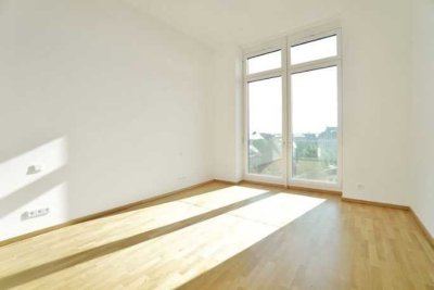 TOP-Wohnung am Graf-Stauffenberg-Platz ***inkl. Balkon und EBK***