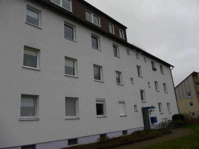 Hell, freundlich mit Blick ins Grüne -  Eigentumswohnung mit Einbauküche