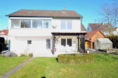 Charmantes Einfamilienhaus in Wertingen – Ruhige Lage, großer Garten & viel Platz für die Familie!