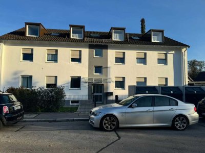 Helle & komplett sanierte 3 Zimmerwohnung