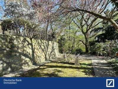 Möblierte Erdgeschosswohnung mit eigenem Gartenanteil
