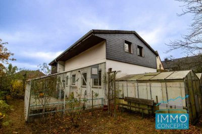 Raum für Träume: Einfamilienhaus mit großem Garten in Geesthacht sucht neue Besitzer!