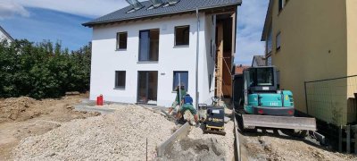 Wohnen mit Wohnberechtigungsschein für 5,-€/m², Barrierefreie, 2,5-Zimmer-Neubauwohnungen