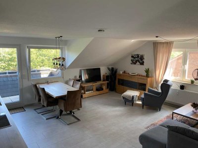 Schöne und modernisierte 3-Raum-DG-Wohnung mit Balkon in Ascheberg