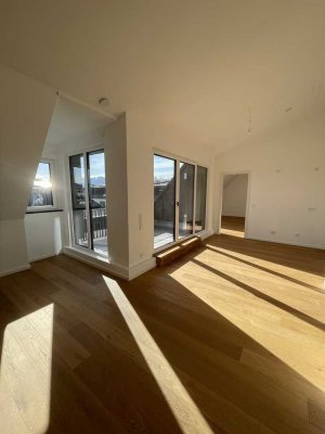 Penthouse-Wohnung mit Dachterrasse und Bergblick!