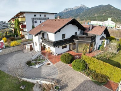 INDIVIDUELL - GROSSZÜGIG - FAMILIENFREUNDLICH: Einfamilienhaus mit Bergblick in Reutte