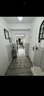 3 Zimmer Wohnung mit Küche, Terrasse und Gartenmitbenutzung in Bochum