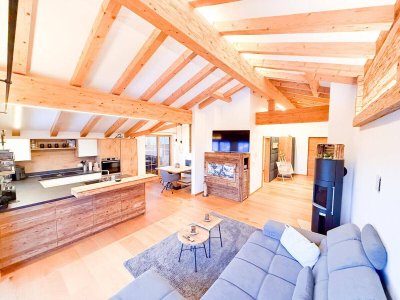 High Class Dachgeschoß Ferienwohnung mit Wohlfühlcharakter in traumhaft sonniger Panoramalage