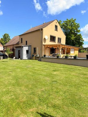 Provisionsfrei! Zwei Einfamilienhäuser, Sauna, Kamin, Pool und viel Garten