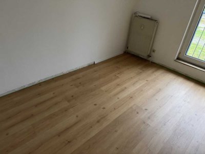 Helle 1-Zimmer Wohnung im 2. OG in Essen-Altenessen-Süd