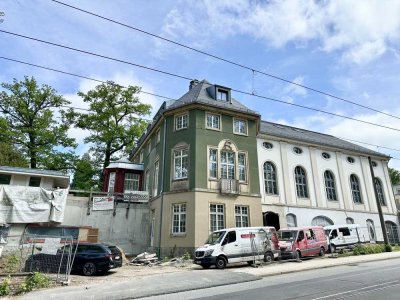 *exklusive Loftwohnung im historischen Speisesaal des bekannten Lahmann-Sanatoriums *