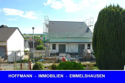 Das sind ja schöne Aussichten! Neubauprojekt Doppelhaushälfte mit Fernblick in ruhiger Wohnlage