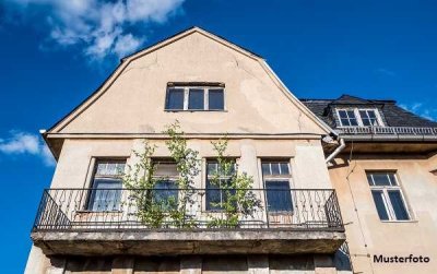 4-Zimmer-Wohnung nebst Balkon