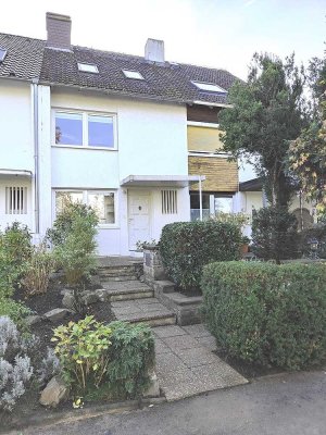 *** Sachsenhausen (Lerchesberg) - Modernisiertes Reihenmittelhaus mit Terrasse, Garten & Garage! ***