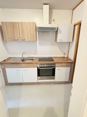 Charmante 1-Zimmer Wohnung in Schönenberg-Kübelberg, frisch renoviert