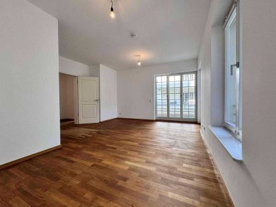 Bezugsfreie 2-Zimmer-Neubauwohnung mit Balkon, Fahrstuhl & eigenem PKW-Stellplatz