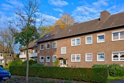 Tolle Erdgeschosswohnung mit neuem Bad und schönem Balkon!