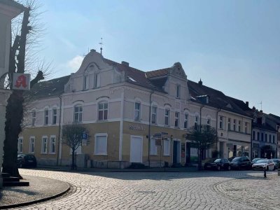 WOHNEN AM MARKTPLATZ VON ZEHDENICK /ERSTBEZUG NACH MODERNISIERUNG