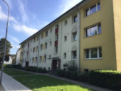 Tolle, modernisierte  4,00-Zimmer-Wohnung mit Balkon