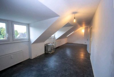 Provisionsfreie Dachgeschosswohnung in Mönchengladbach – Lukrative Kapitalanlage mit Potenzial!
