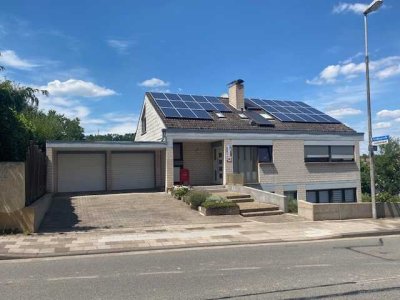 Sehr gepflegtes 1-Familienhaus mit Einliegerwohnung in Zweibrücken-Ixheim