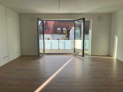 Neubau-Erstbezug: Stilvolle 2-Zimmer-Wohnung mit Balkon und TG-Stellplatz