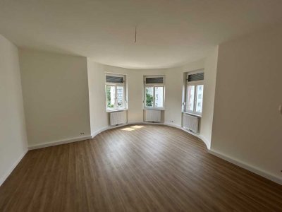 Erstbezug nach Sanierung: Wunderschöne 3-Zimmer-Wohnung mit gehobener Innenausstattung in Hanau