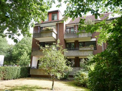 Sehr helle, renovierte Maisonette 3 Zi.- Whg, Endetage, ruhig und im Grünen