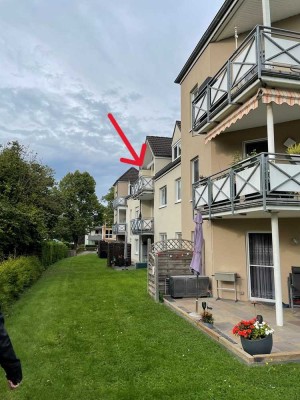 Geschmackvolle, vollständig renovierte 3-Raum-DG-Wohnung mit Balkon und EBK in Bitburg