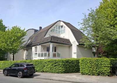 Helle 2,5-Zimmer-Maisonette-ETW mit Dachterrasse in der Südstadt.