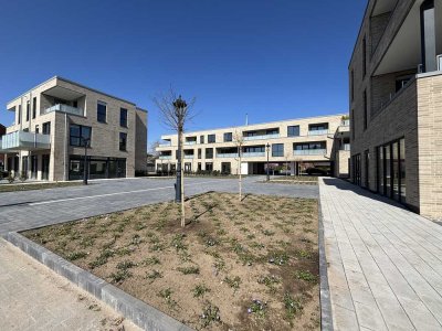 Großzügig geschnittene Etagenwohnung mit Balkon inkl. Malerarbeiten