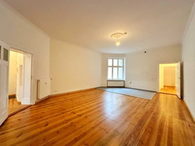 Elegante 4 - Zimmerwohnung plus eine großzügige Wohnküche in Toplage in Kollwitzkiez!