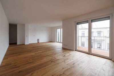 121 m² Wohnkomfort in Zentrum-Süd: Stilvolle 4-Zimmer-Wohnung mit zwei Balkonen & optionaler EBK