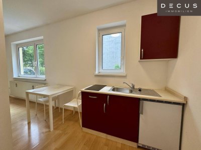 | ENTZÜCKENDE KLEINWOHNUNG IM ERDGESCHOSS | MÖBLIERT &amp; HELL | 1 ZIMMER inkl. KÜCHE | GUTE VERKEHRSANBINDUNG