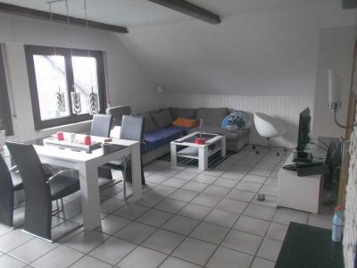 Schöne drei Zimmer Wohnung in Dormagen-Stürzelberg