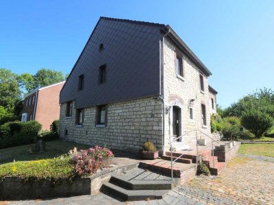 Denkmalgeschütztes Haus in Aachen-Orsbach – Sanierungsprojekt mit Charme, Gartenidylle & Potenzial!