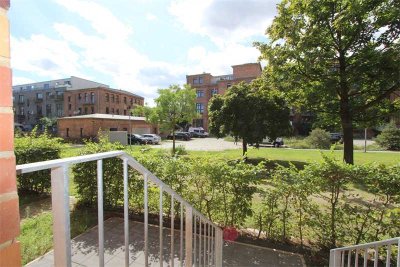 Bezugsfrei! 2-Zimmer-Wohnung im Hochparterre mit Terrasse!