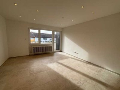 Landsberg Nord St. Ulrich- Platz  schöne, ruhige sanierte 2,5 Zi Whg. Balkon, großer Keller  FREI!!